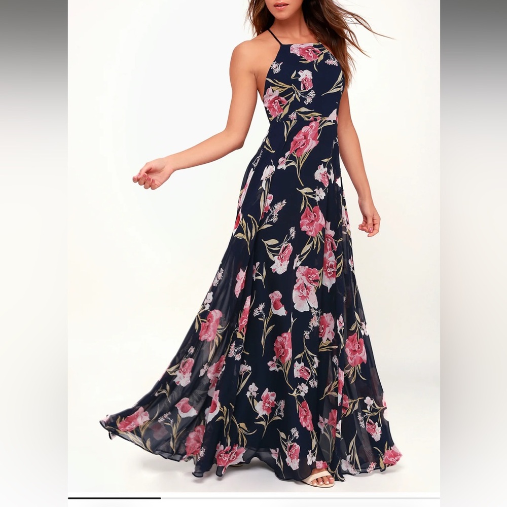 NWT Lulu’s Floral Halter Maxi Dress